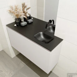 MONDIAZ OLAN 100cm Toiletmeubel Linen. LEX Wastafel Urban Rechts Geen Kraangat -Geberiter Meubels Geschaft badkamermeubel olan linen model lex urban right 0024