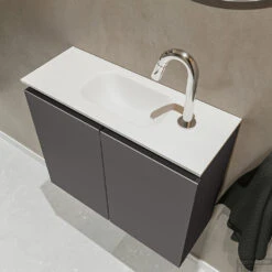 MONDIAZ TURE 60cm Toiletmeubel Dark Grey. EDEN Wastafel Talc Midden 1 Kraangat -Geberiter Meubels Geschaft badkamermeubel ture dark grey model eden talc sidetop 0007