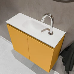 MONDIAZ TURE 60cm Toiletmeubel Ocher. EDEN Wastafel Talc Midden 1 Kraangat -Geberiter Meubels Geschaft badkamermeubel ture ocher model eden talc sidetop 0007