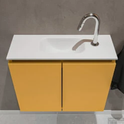 MONDIAZ TURE 60cm Toiletmeubel Ocher. EDEN Wastafel Talc Midden 1 Kraangat -Geberiter Meubels Geschaft badkamermeubel ture ocher model eden talc top 0007