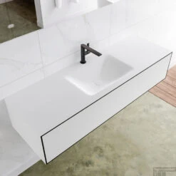 MONDIAZ LAGOM 140 Badmeubel Solid Surface Urban 1 Lade CLOUD Midden 1 Kraangat -Geberiter Meubels Geschaft badmeubel met solid surface wastafel model lagom top 00060