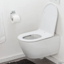 Toiletzitting Tiger Elvas Duroplast Softclose Wit -Geberiter Meubels Geschaft toiletzitting tiger elvas duroplast softclose wit sfeer 3