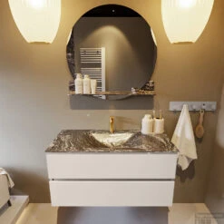 MONDIAZ VICA-DLUX 100cm Badmeubel Onderkast Linen 2 Lades. Inbouw Wastafel CLOUD Midden 1 Kraangat, Kleur Lava, En Spiegel Model SPOT -Geberiter Meubels Geschaft vica dluxe inbouw cloud lava linen front1 0011