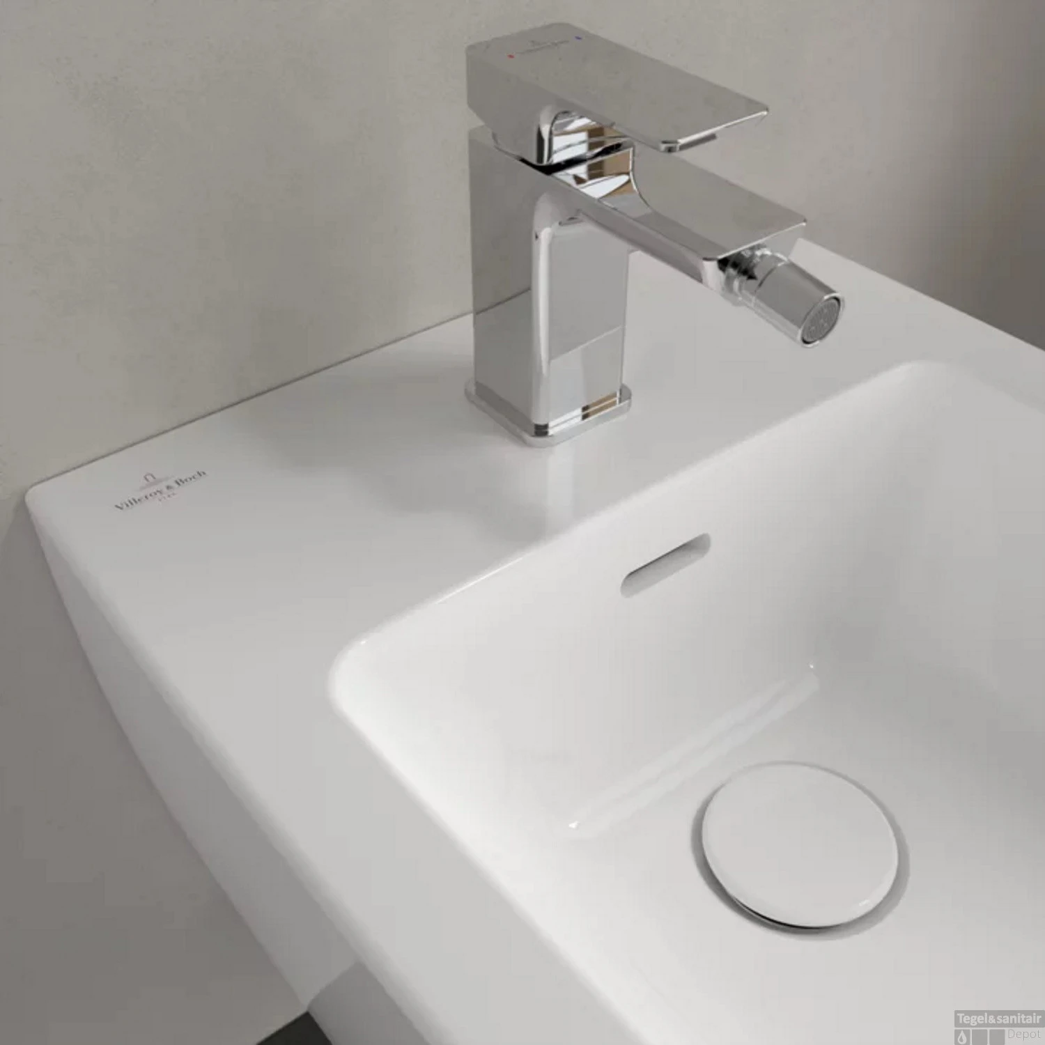 Wandbidet Villeroy & Boch Subway 3.0 56x37.5x27cm Wit Alpin 8 Wandbidet Villeroy & Boch Subway 3.0 56x37.5x27cm Wit Alpin - Afbeelding 6