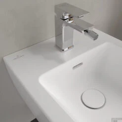 Wandbidet Villeroy & Boch Subway 3.0 CeramicPlus 56x37.5x27 Cm Stone White -Geberiter Meubels Geschaft wandbidet villeroy boch subway 3.0 ceramicplus 56x37.5x27 cm stone white sfeer5